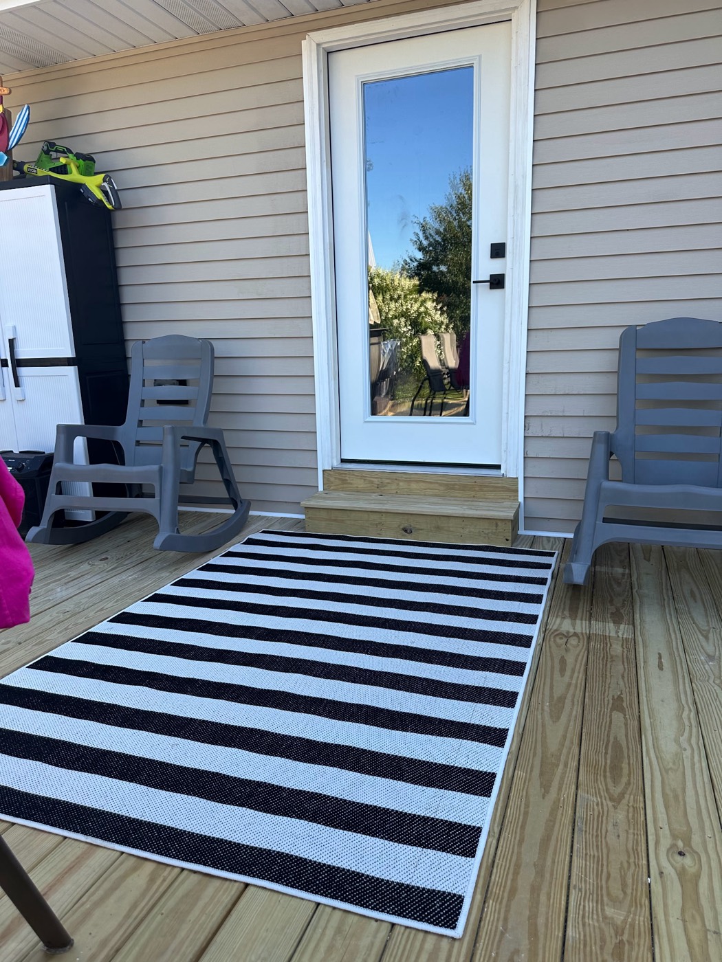 New deck entry step and door detail